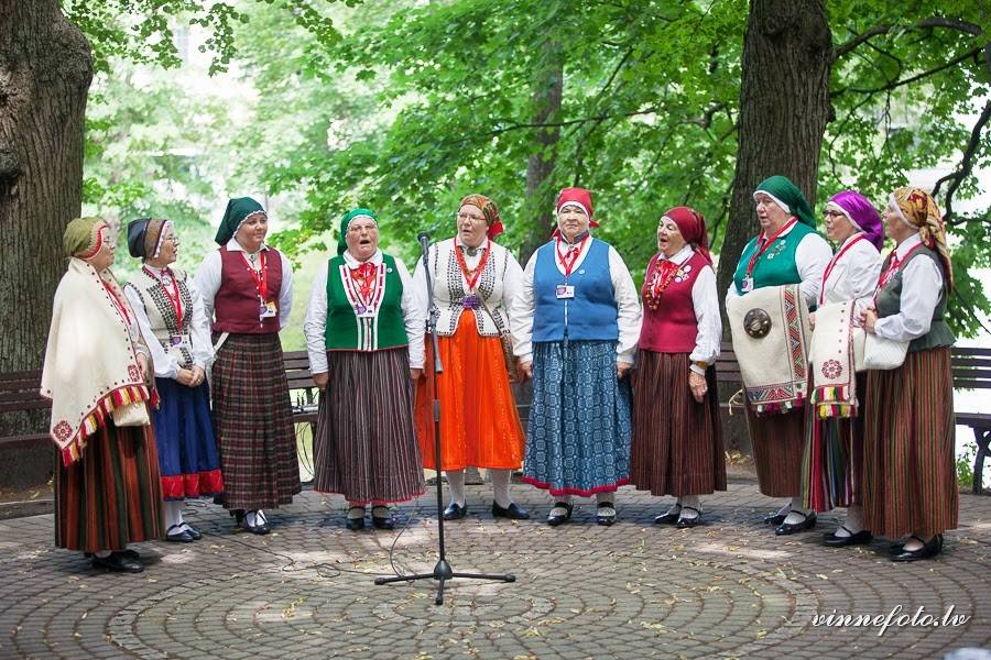 Folkloras kopa "Vēlava" viesosies Lietuvā