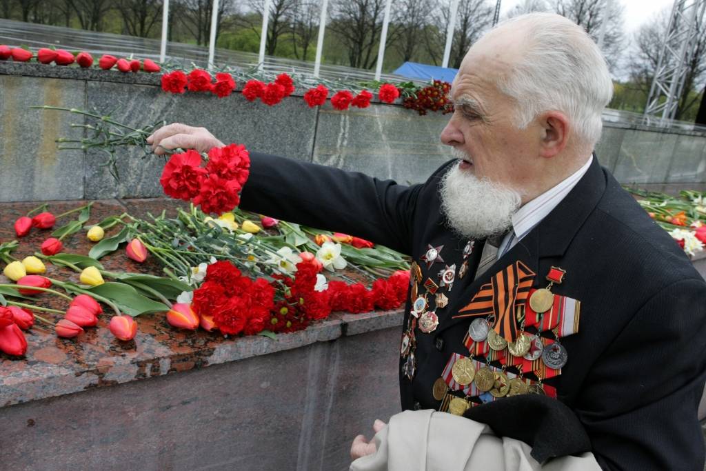 Otrā pasaules kara veterāni Baltijā no Krievijas saņems mūža pabalstu