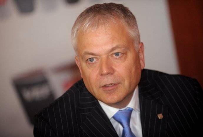 Sesks: "Liepājas metalurga" maksātnespējas pieteikuma iesniegšana tiesā ir akcionāru diskvalifikācija