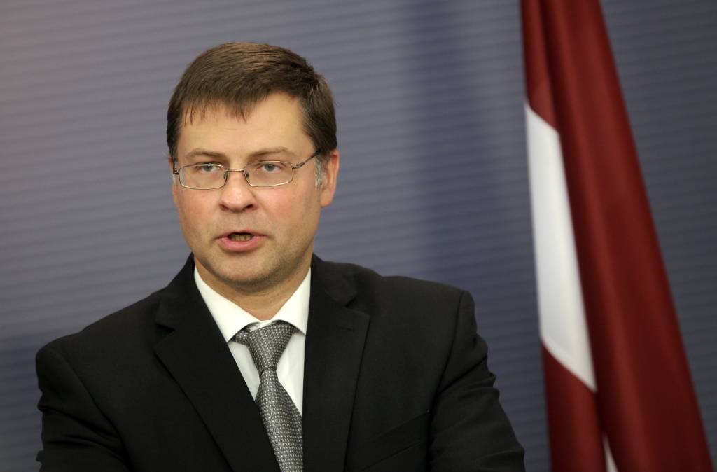 Premjers: Pirms vērtēt Brokas kandidatūru, jākonsultējas ar NA