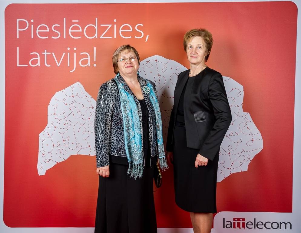 Projekta "Pieslēdzies, Latvija!" piecgades jubilejas balva arī Krotes Kronvalda Ata pamatskolas direktorei