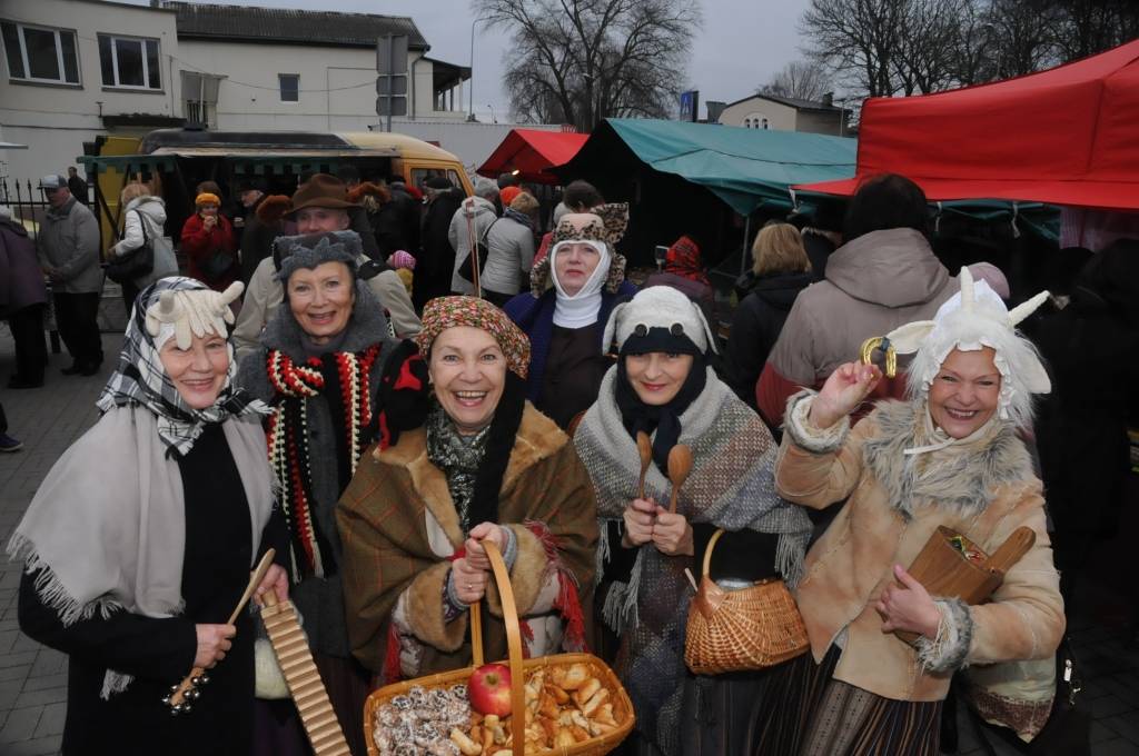 FOTO: Mārtiņdienas tirgus