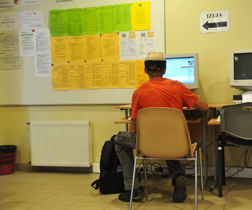 No darba atbrīvoti pirmie 200  Liepājas metalurga  strādnieki
