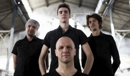 "Dzelzs vilks" uzstāsies kopā ar "Louie Fontaine&The Starlight Searchers"