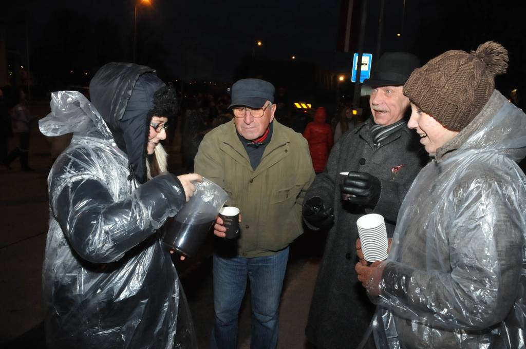 FOTO: Latvijas dzimšanas dienas svinības Liepājā
