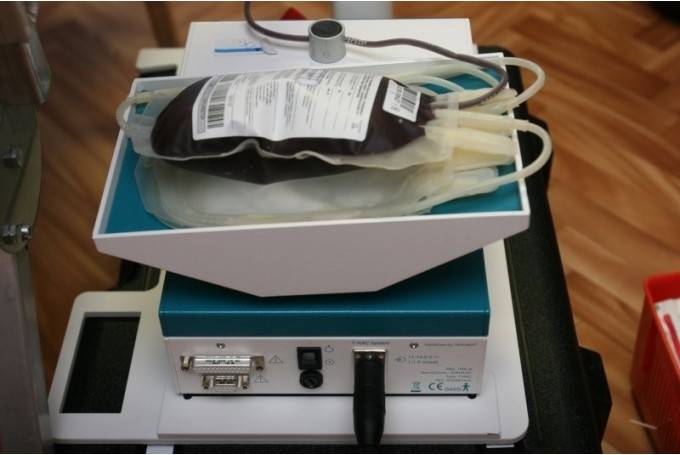 Graube lūdzis karavīrus ziedot asinis Zolitūdes traģēdijā cietušo cilvēku dzīvību glābšanai