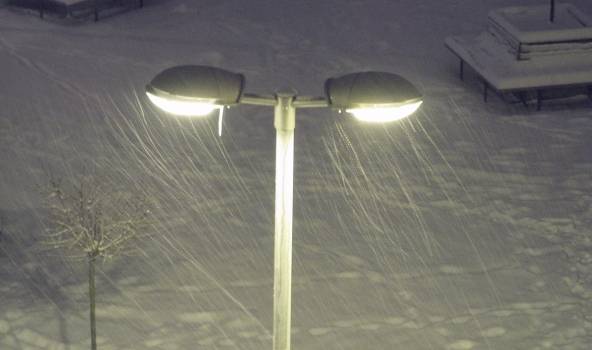 Nedēļas sākumā būs sals un sniegs, vēlāk siltāks, brīvdienās atgriezīsies ziema