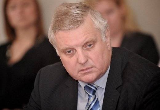 Saistībā ar premjera atkāpšanos arodbiedrības rosina pārvēlēt Saeimu