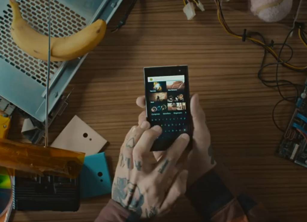 Bijušie Nokia darbinieki pirmajiem pircējiem sāks piegādāt savu jauno viedtālruni