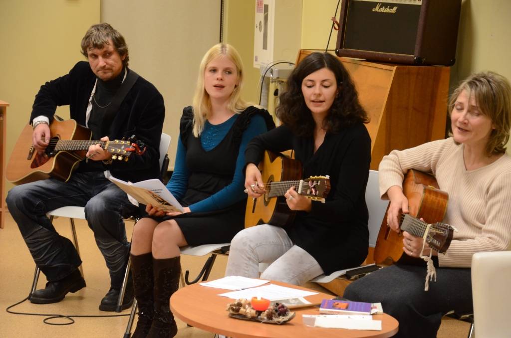 VIDEO: Dziesma "Saldus saule" Austras Pumpures jubilejas koncertā