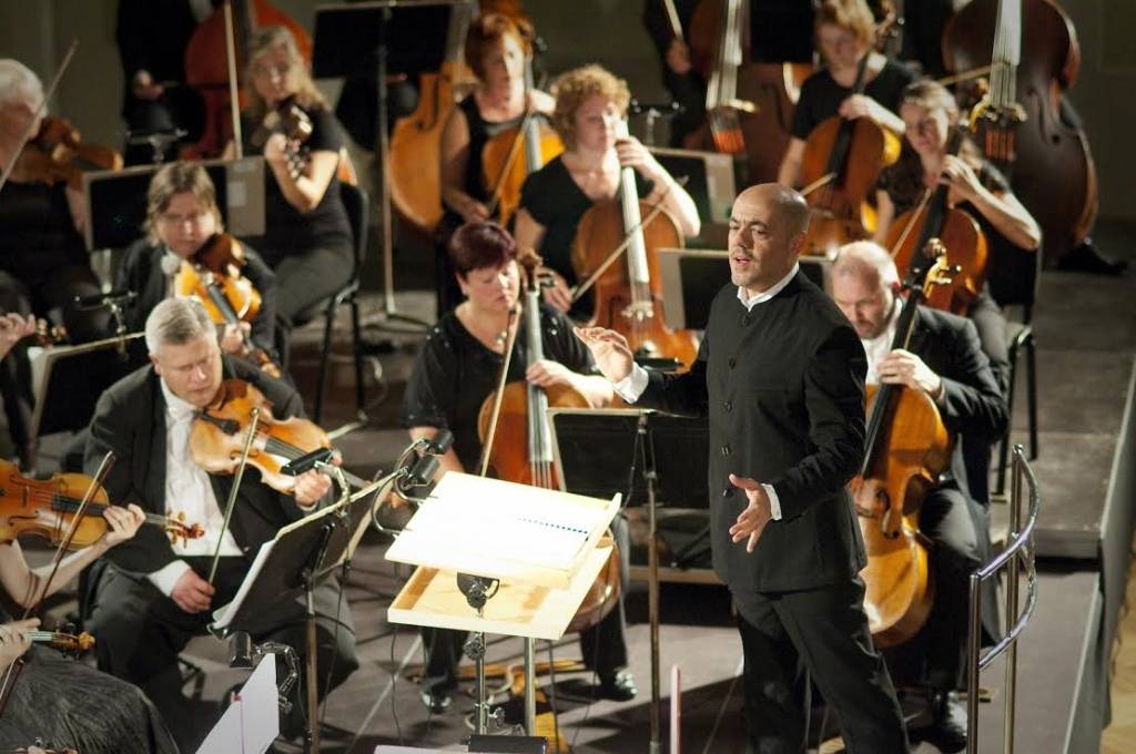 LSO ar izciliem mūziķiem azerbaidžāņu simfomugama ierakstos