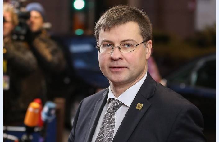 Dombrovskis jaunajā gadā vēl būt aktīviem un prast atšķirt graudus no pelavām