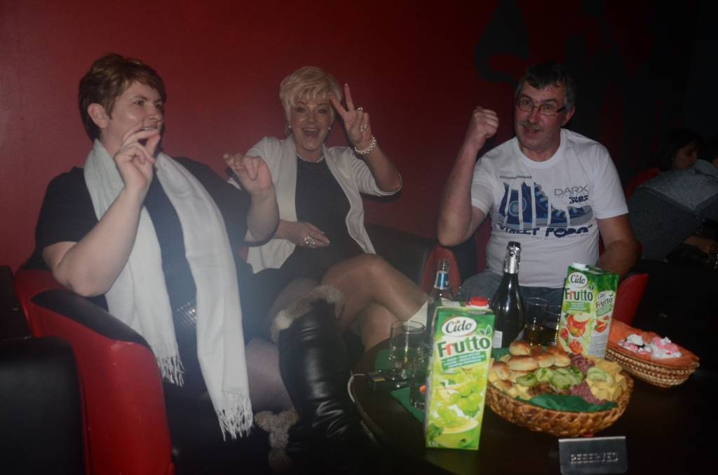 FOTO: Liepājā Jauno gadu sagaida jautri Rožu laukumā un klubos