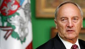 Bērziņš: Šoreiz ir grūti un gandrīz neiespējami novēlēt laimīgu Jauno gadu