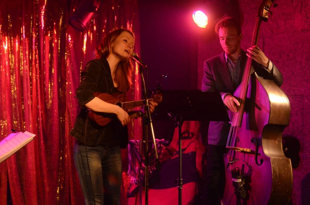 VIDEO: Džeza apvienība "El trio" Jaungada naktī Liepājā