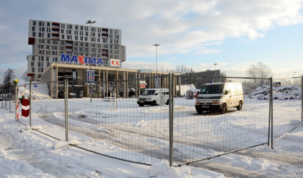 Tiesa noraida pieteikumu par uzņēmumu mantas apķīlāšanu Zolitūdes traģēdijas 100 miljonu prāvā