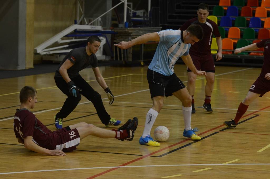 Liepājas telpu futbola čempionāta 4. un 5. janvāra spēļu protokoli