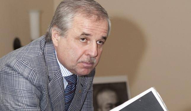 Prokuratūra atcēlusi aizdomās turētā statusu "Liepājas metalurga" akcionāriem Zaharjinam un Segalam