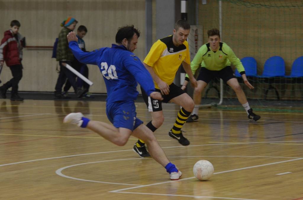 Liepājas telpu futbola čempionāta 11. un 12. janvāra spēļu protokoli