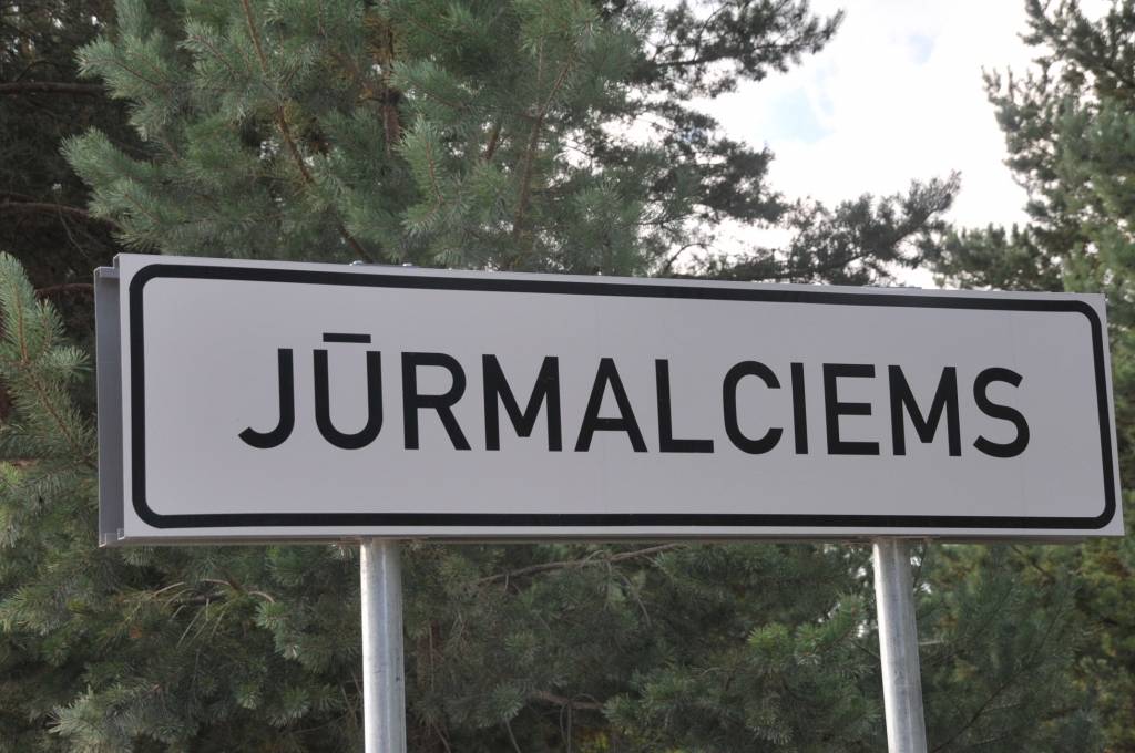 Jūrmalciemā sakārtos ceļa posmu
