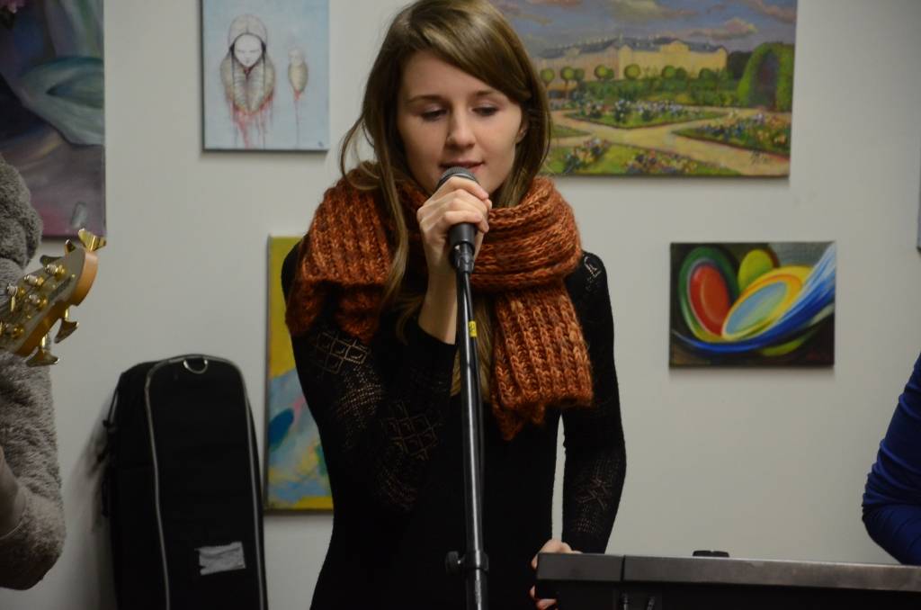 VIDEO: "Stūrī zēvele" ar dziesmu "Pilns smaržu un pilns žūžu"