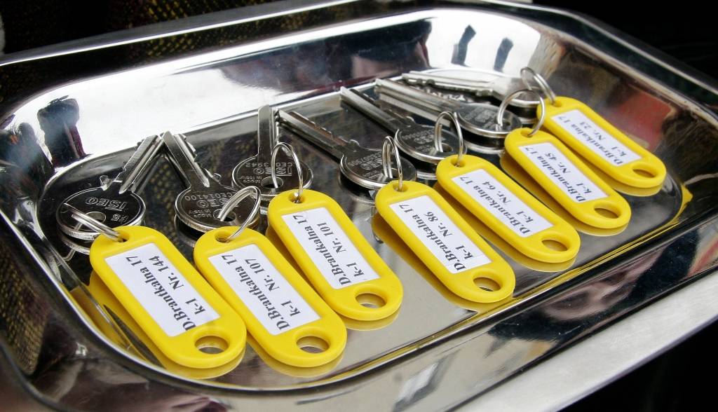Banku draudi un termiņuzturēšanās atļaujas "pakar gaisā" atbalstu ģimenēm mājokļa iegādei 