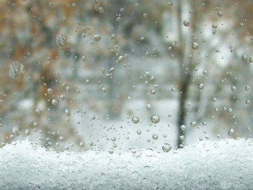 Brīvdienās kļūs siltāks, gaidāmi nokrišņi, saules būs maz