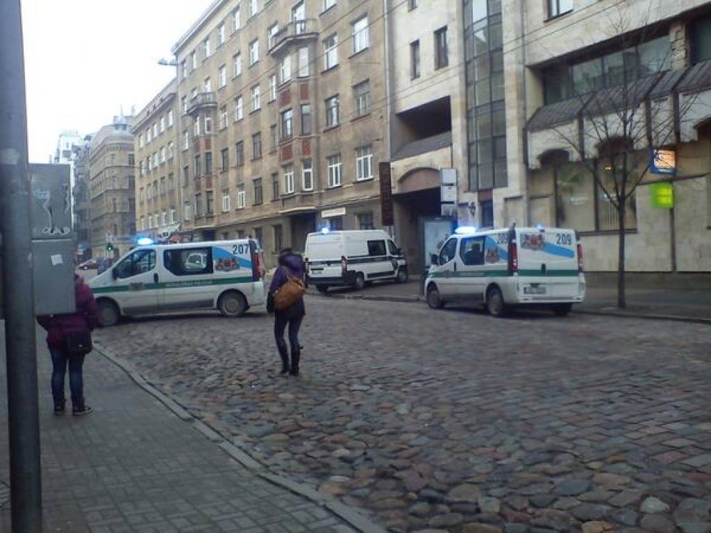 Ģertrūdes ielas dzīvojamā mājā atrod 5 kilogramus trotila