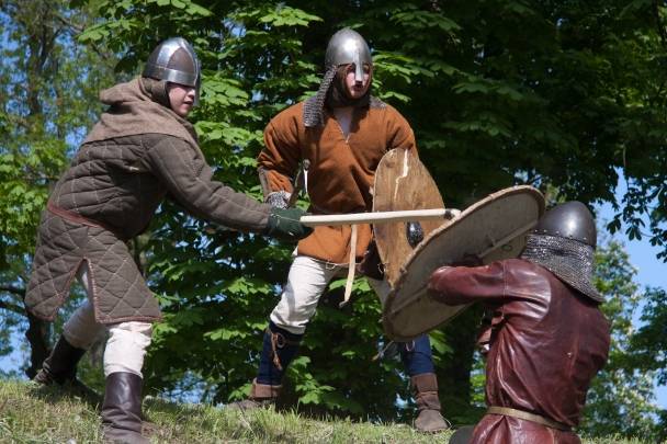 Nīcā būs zobencīņu un vikingu laikmeta apmācības