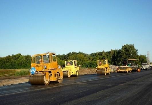Kurzemē šogad kopumā atjaunos autoceļus 155,8 kilometru garumā