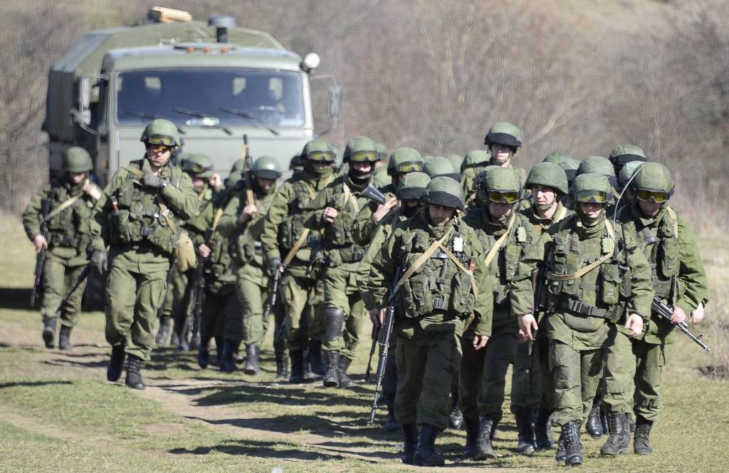 Krievijas flote izvirza Ukrainas spēkiem ultimātu; draud uzbrukt