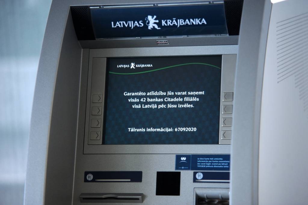 Parlamentārās izmeklēšanas komisijas loceklis: FKTK pilnvarnieku laikā no Krājbankas aizplūda 41,7 miljoni