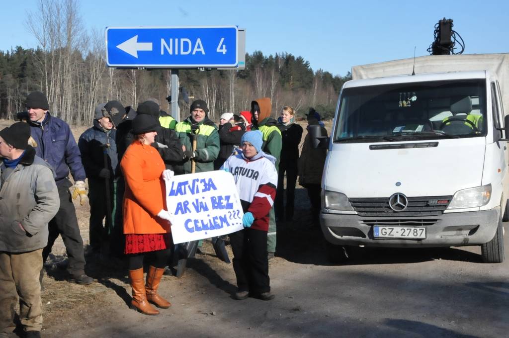 Lielceļa piketu aizstāj ar psiholoģisku nodarbību