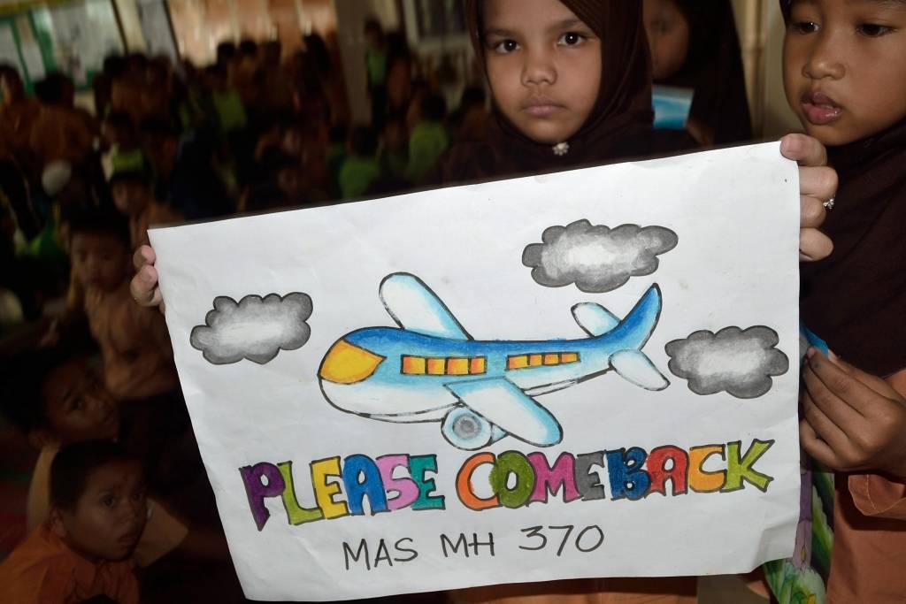 Pazudušajā Malaysia Airlines lidmašīnā kāds apzināti atslēdzis saziņas iekārtas