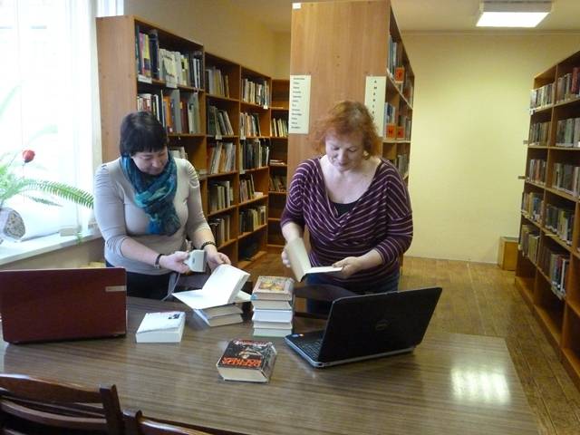 Nīcas novada bibliotēkas atkal gaida apmeklētājus