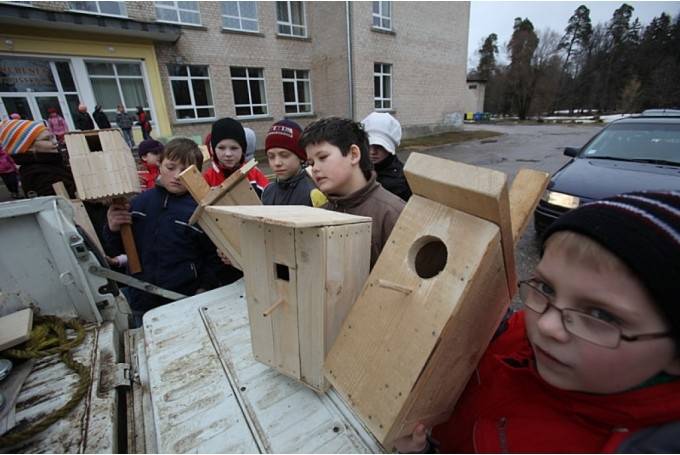 Liepājā skolēniem brīvlaikā piedāvā "Radošās brīvdienās"