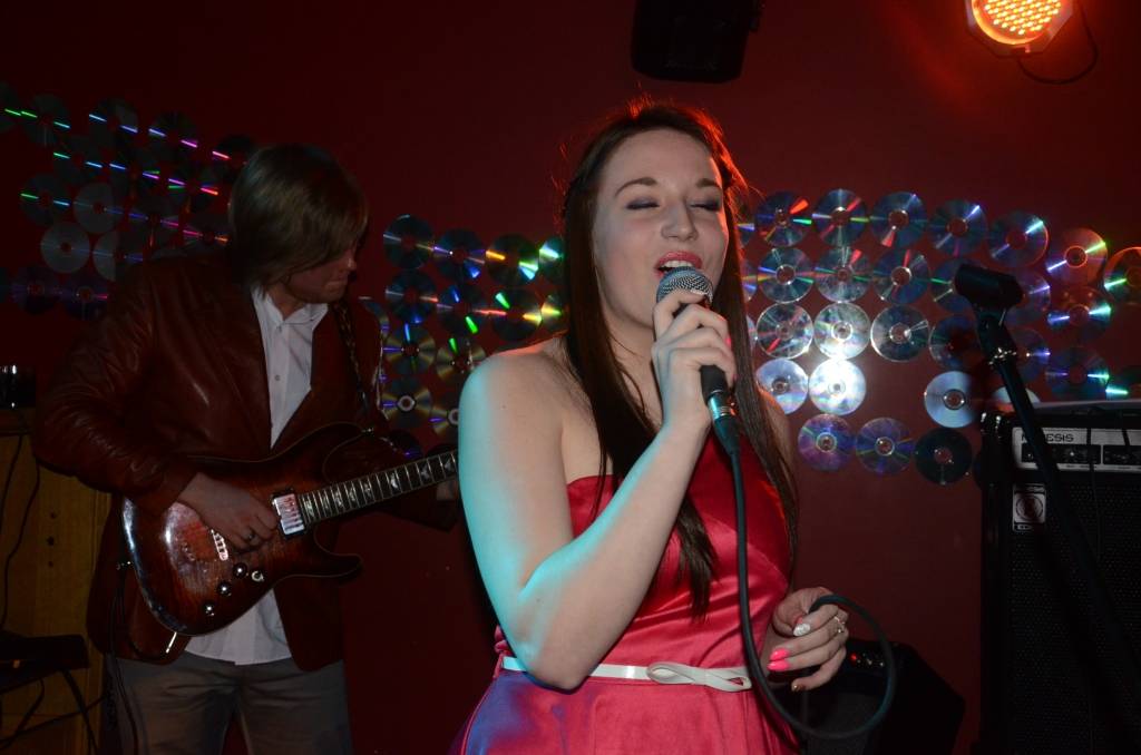 VIDEO: Līga Grietēna ar dziesmu "Angels" konkursa "Bliez pa notīm!" pusfinālā 