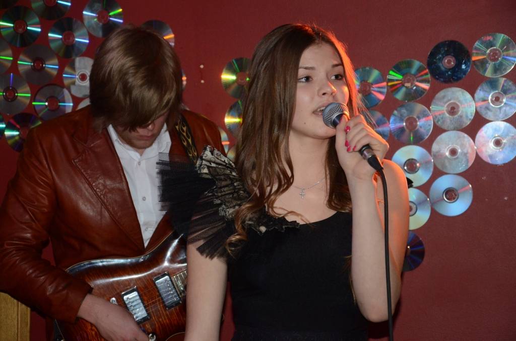 VIDEO: Katrīna Kabiņecka ar dziesmu "Sapnis mūža garumā" konkursa "Bliez pa notīm!" pusfinālā