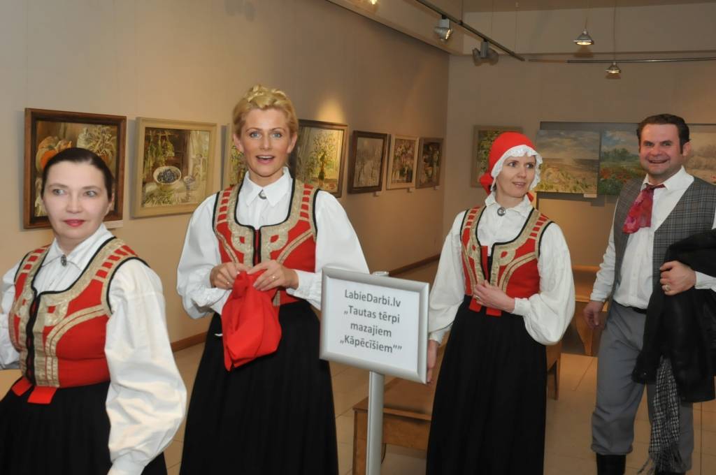 FOTO: Satiekas "Aprīļa pilienos"
