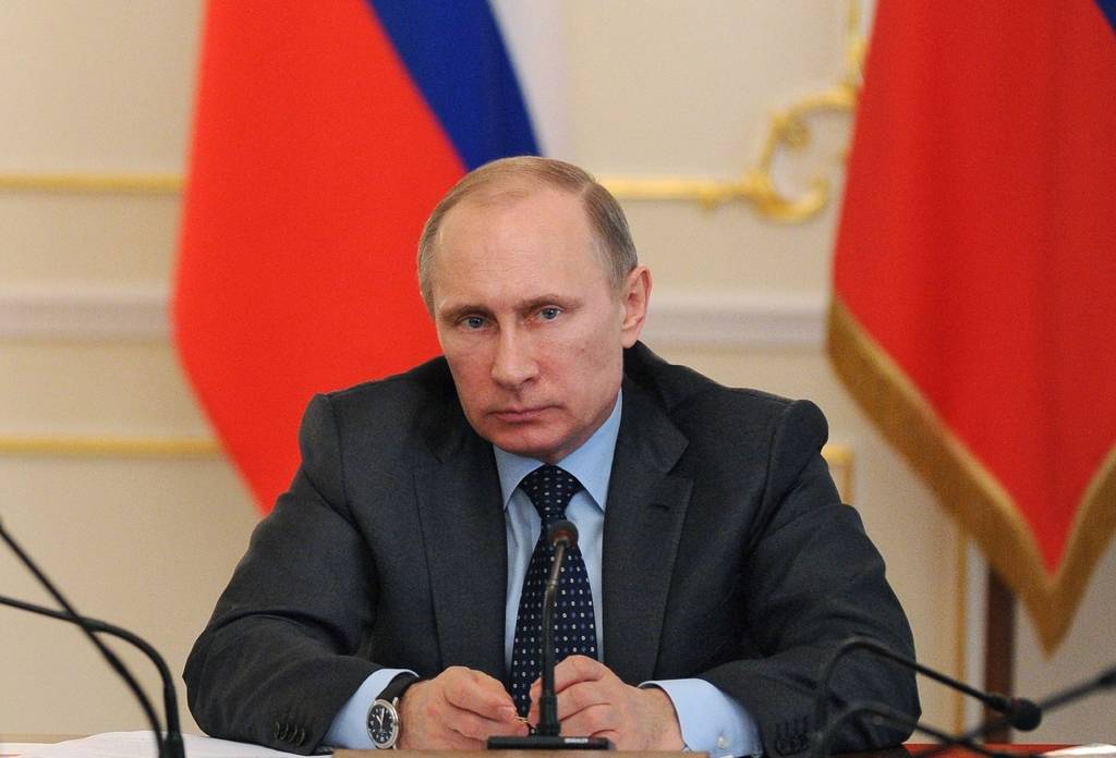 Putins telefonsarunā ar Obamu noraida pārmetumus par iejaukšanos Ukrainā