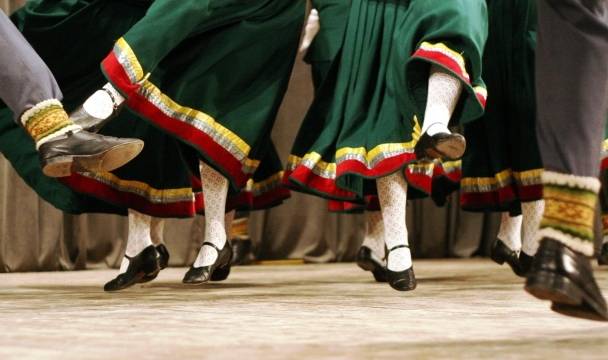 Starpnovadu koncerts “Ar dziesmiņu birzi triecu, ar dancīti laiku vedu...”