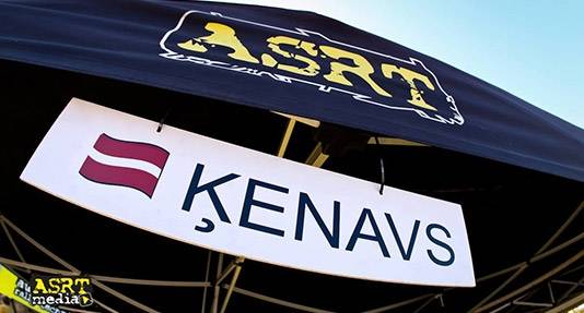 Mārcis Ķenavs gatavs startam rallijsprintā "Kalnamuiža 2014"