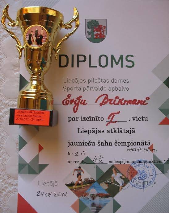 Evija Brikmane gūst panākumus Liepājas jauniešu šaha čempionātā