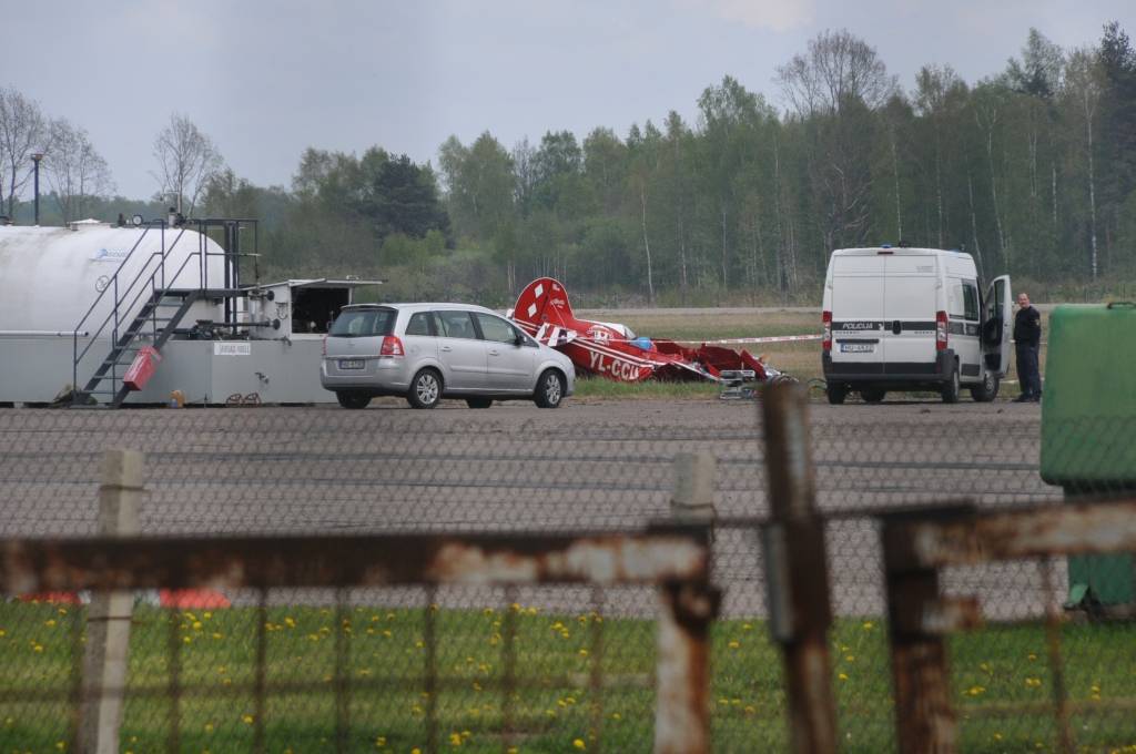 Liepājas lidostā, avarējot lidmašīnai, iet bojā pilots