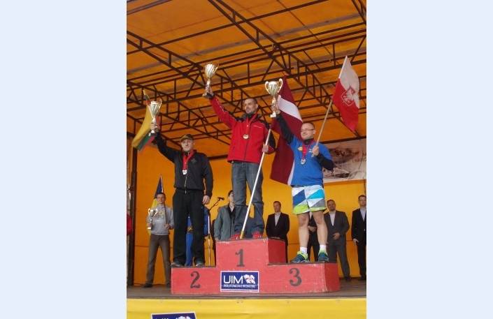 Ātrumlaivu braucējs Bergholcs kļuvis par Eiropas čempionu