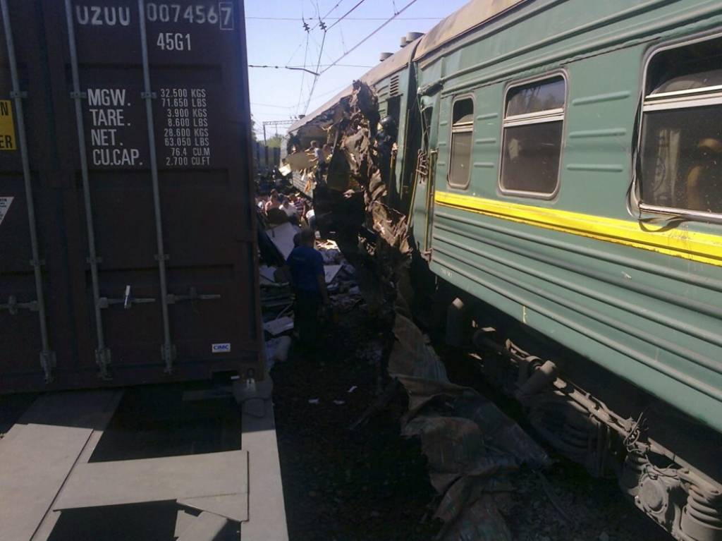 Vilcienu sadursmē Piemaskavā dzīvības zaudējuši vismaz pieci cilvēki