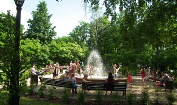 Šodien būs vēsāks, no ceturtdienas atgriezīsies pamatīgs un ilgs karstums