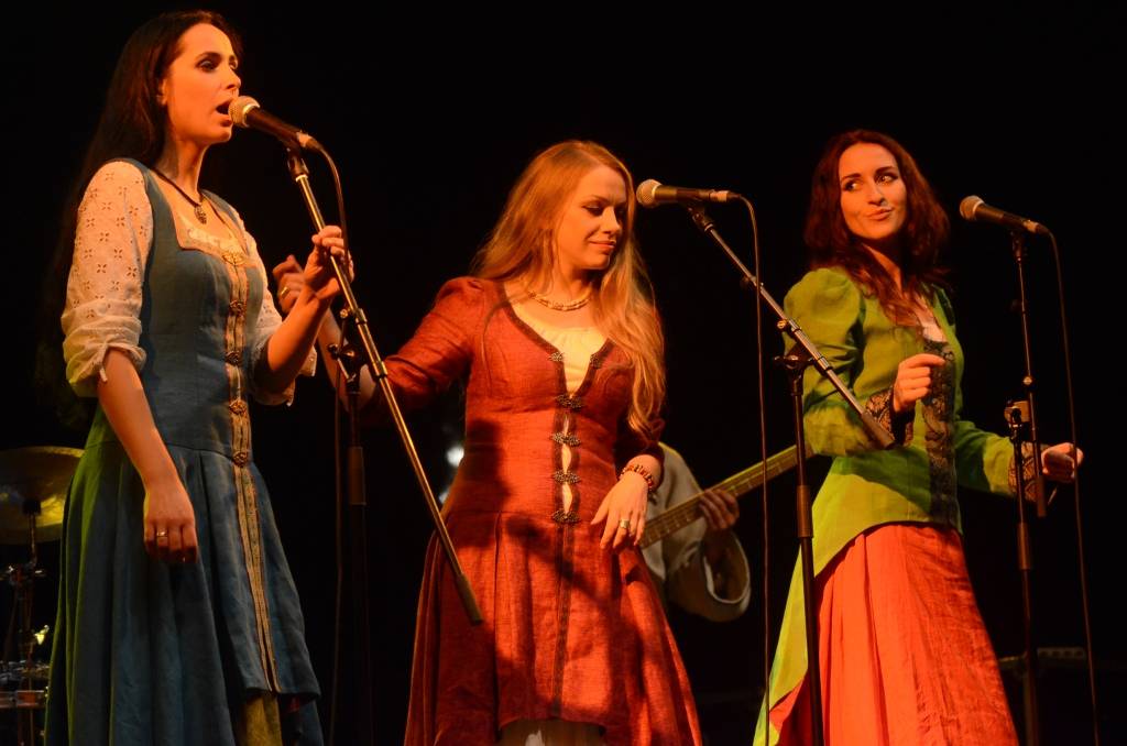 VIDEO: "Marga Muzika" uzstājas festivālā "Līvas upe"