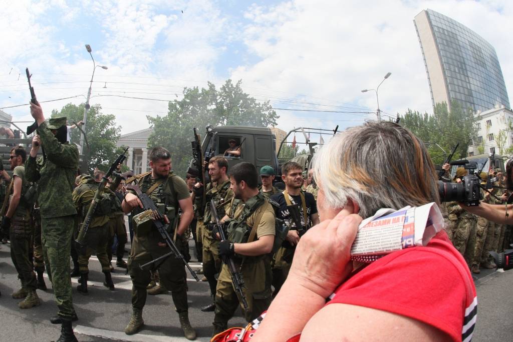 Ukrainas armija: Operācijā Doņeckā nogalināti vismaz 200 teroristi