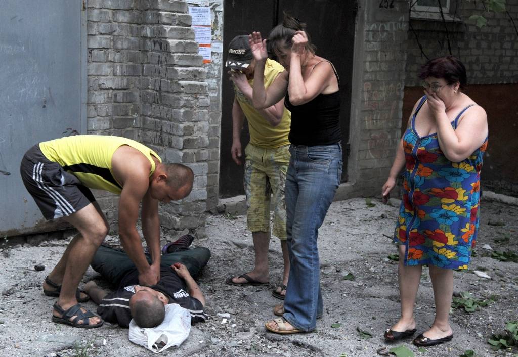 Ukrainas austrumos kauju krustugunīs nogalināti divi civiliedzīvotāji